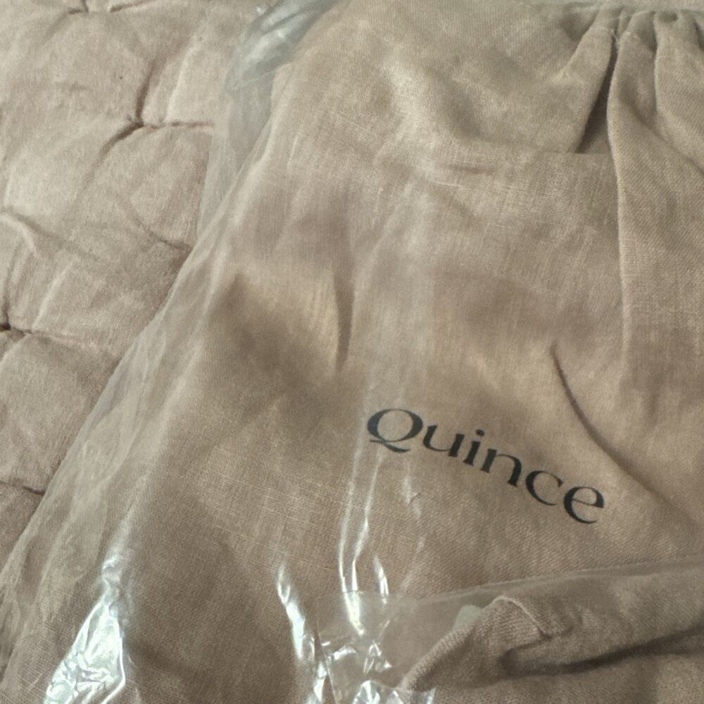 NWOT QUINCE EUROPEAN LINEN DREAM QUILT 2 SHAMS FULL / QUEEN DUSTY MAUVE MSRP 200 - Picture 3 of 7